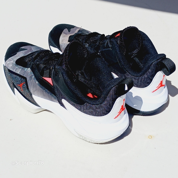 Jordan One Take 3 Streetwear/Basketball Shoes Size 6 Youth/7.5 Women - Picture 9 of 10